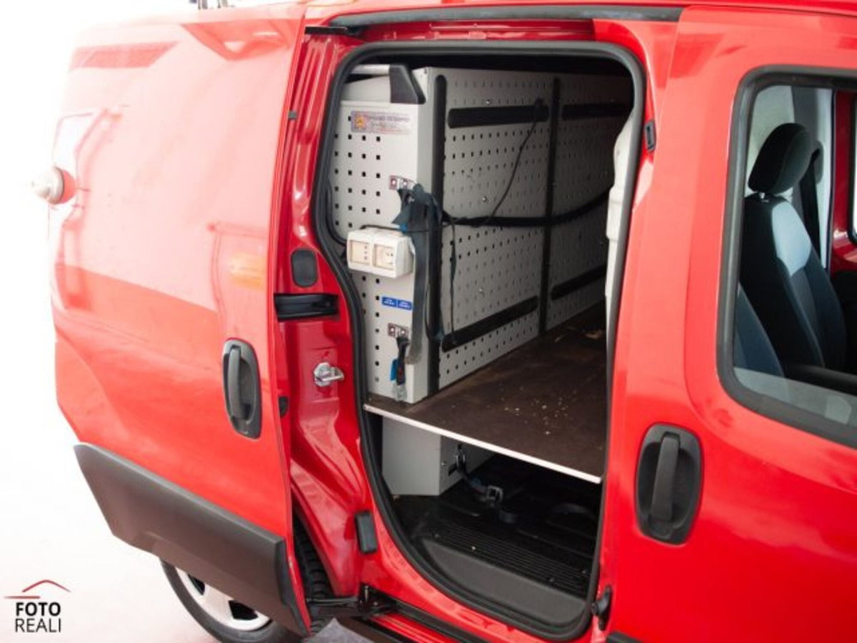 Fiat Fiorino 1.3 MJT 95CV Furgone Adventure E5+ (11)