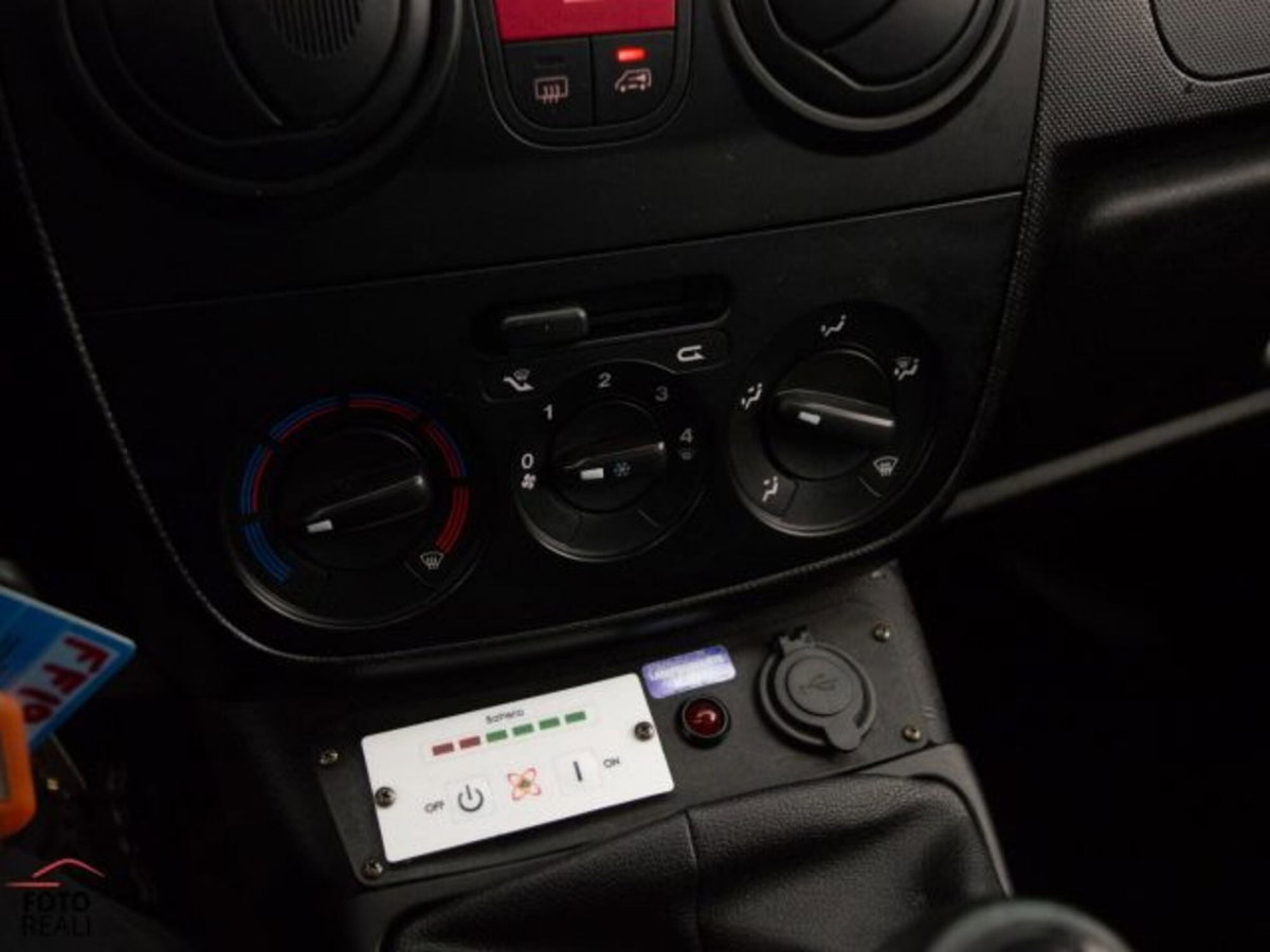 Fiat Fiorino 1.3 MJT 95CV Furgone Adventure E5+ (12)