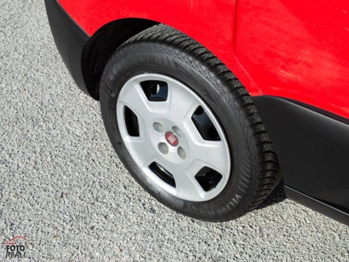 Fiat Fiorino 1.3 MJT 95CV Furgone Adventure E5+ (19)