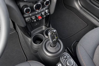 MINI Mini 1.5 Cooper Essential (10)