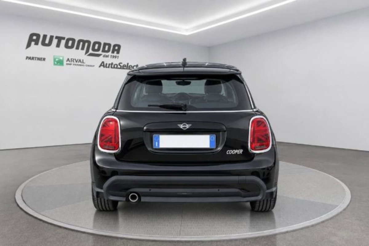MINI Mini 1.5 Cooper Essential (6)