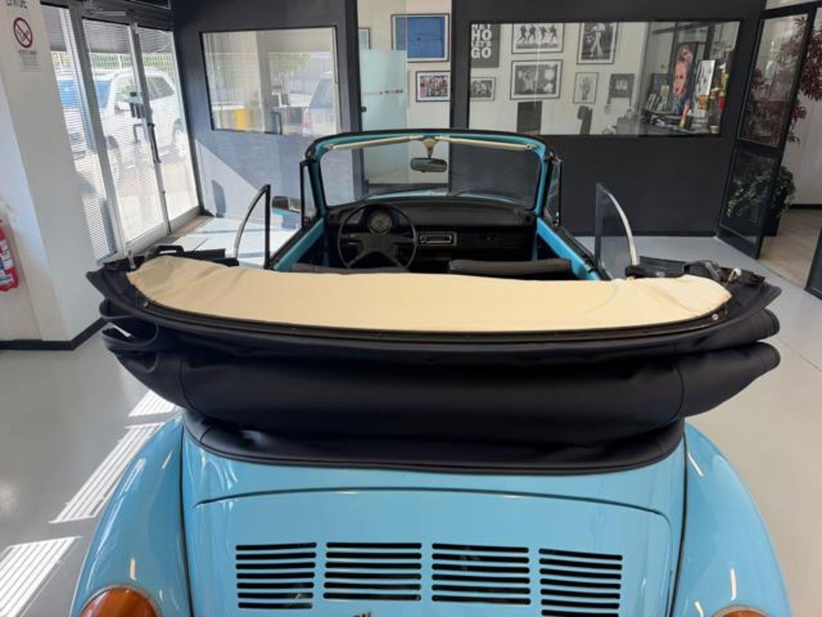 Volkswagen Maggiolino Cabrio 1.2 TSI Design (11)
