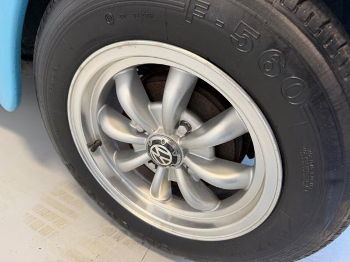 Volkswagen Maggiolino Cabrio 1.2 TSI Design (4)