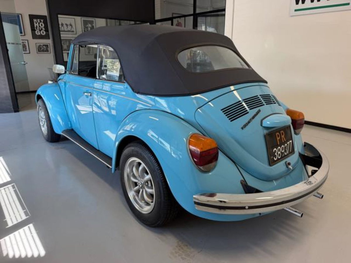 Volkswagen Maggiolino Cabrio 1.2 TSI Design (7)