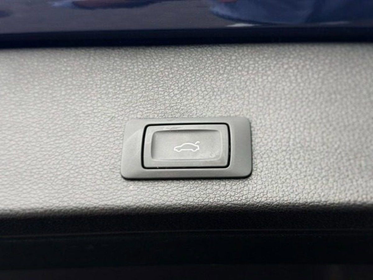 Audi Q2 Q2 35 TDI (20)