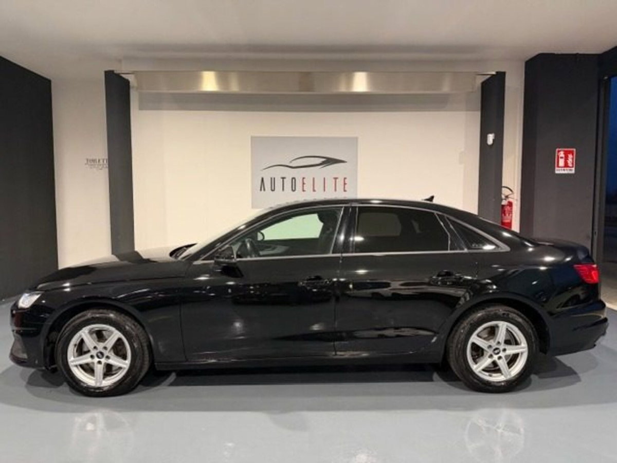 Audi A4 35 2.0 tdi mhev S line edition 163cv s-tronic (7)