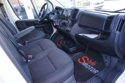 Citroen Jumper Furgone 33 BlueHDi 140 S&S PM-TM Furgone Vetrato (9)