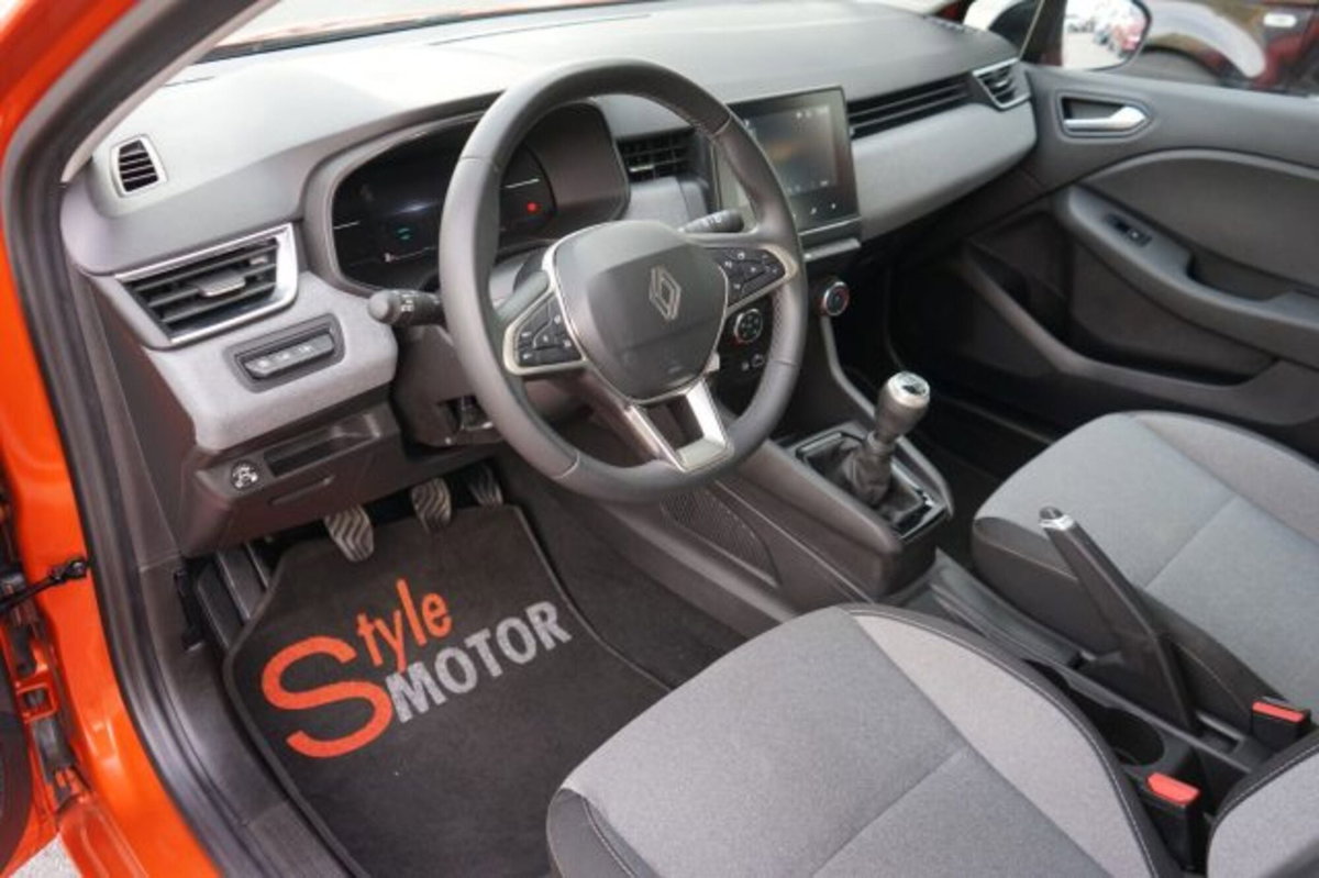 Renault Clio 1.0 eco-g Evolution 100cv (6)