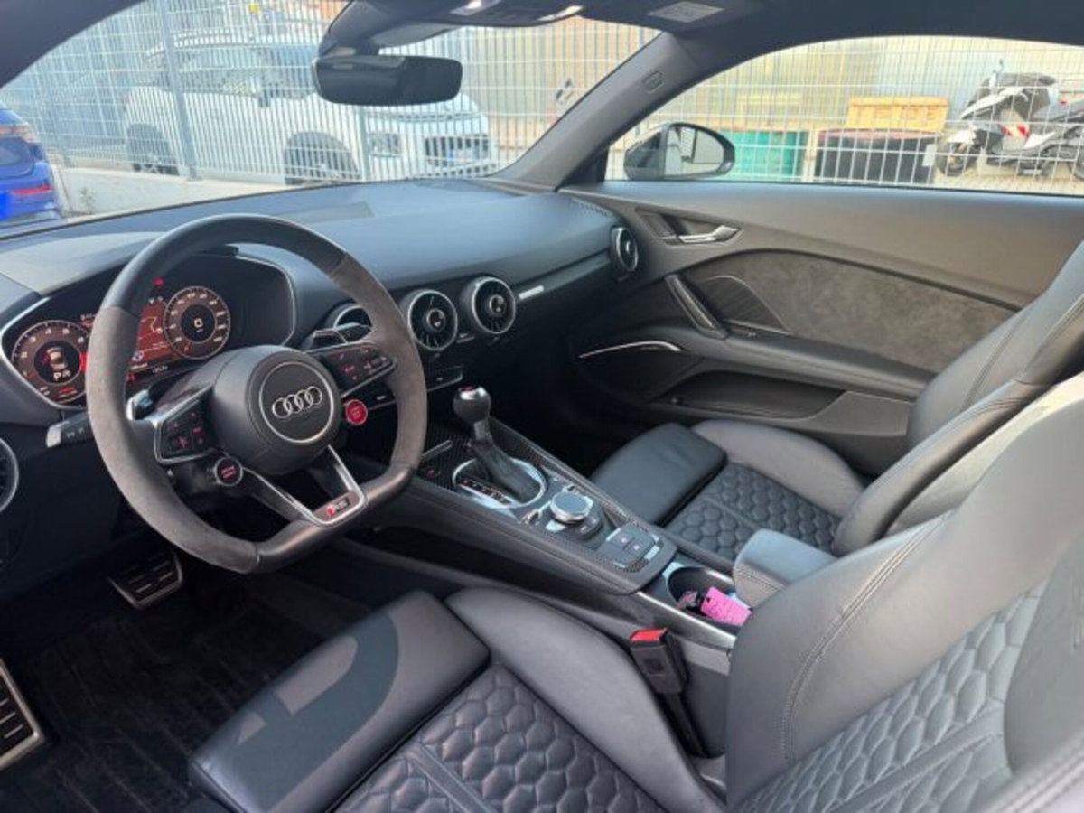 Audi TT RS Coupé 2.5 TFSI quattro S tronic (14)