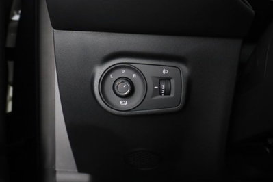 Mg ZS ZS 1.5 Luxury (16)
