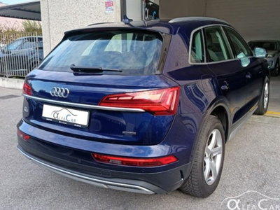 Audi Q5 45 2.0 tfsi mhev 12V Business Advanced quattro s-tronic (2)