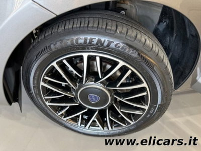 Lancia Ypsilon 1.0 FireFly 5 porte S&S Hybrid Maryne (16)
