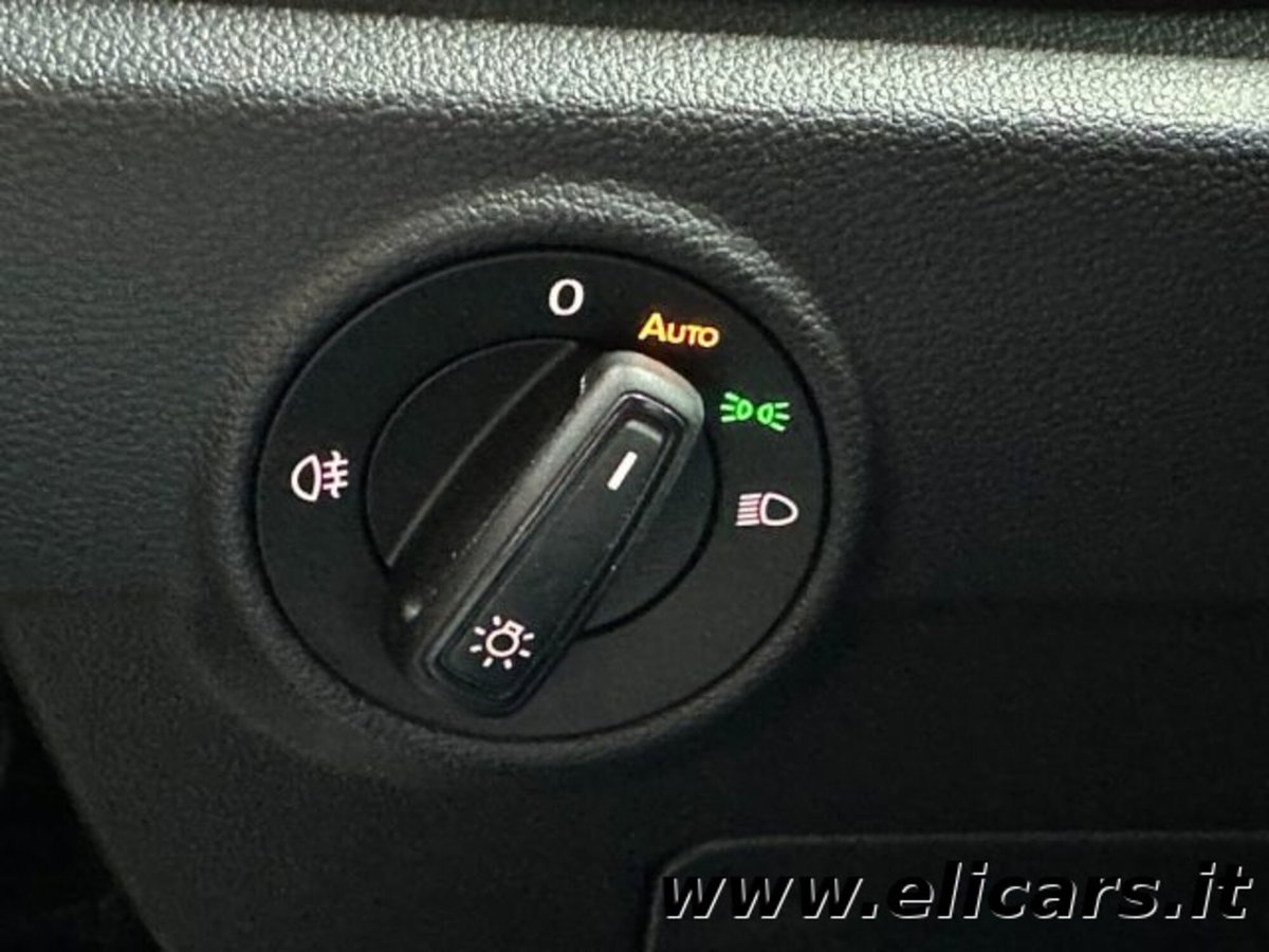 Volkswagen T-Roc 2.0 tdi Life 115cv (19)