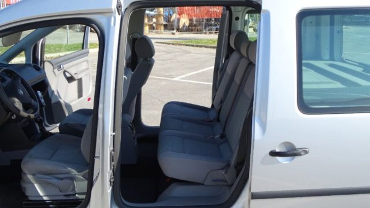 Volkswagen Veicoli Commerciali Caddy 2.0 Ecofuel 4p. Kombi (14)