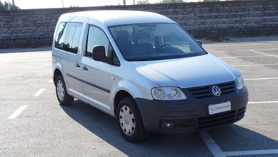 Volkswagen Veicoli Commerciali Caddy 2.0 Ecofuel 4p. Kombi (2)