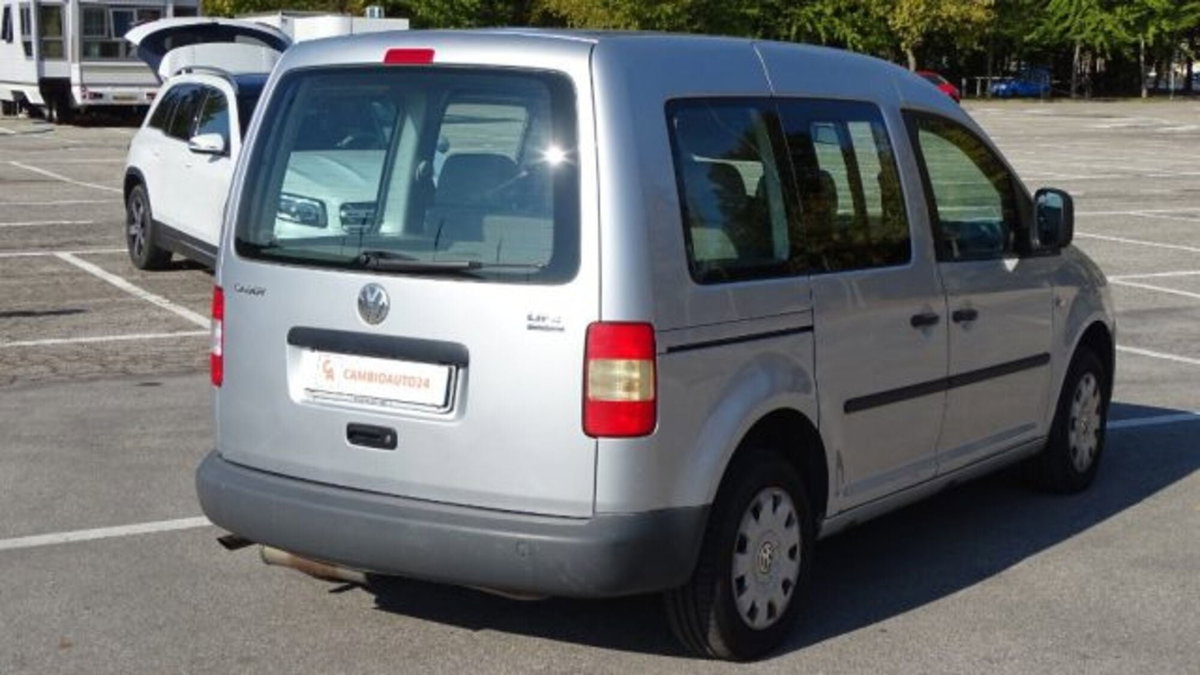 Volkswagen Veicoli Commerciali Caddy 2.0 Ecofuel 4p. Kombi (7)