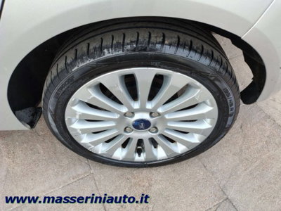 Ford Fiesta 1.2 82 CV 5 porte Titanium (10)