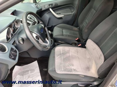 Ford Fiesta 1.2 82 CV 5 porte Titanium (14)