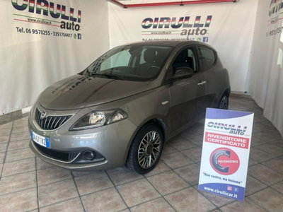 Lancia Ypsilon 1.0 FireFly 5 porte S&S Hybrid Ecochic Gold usata