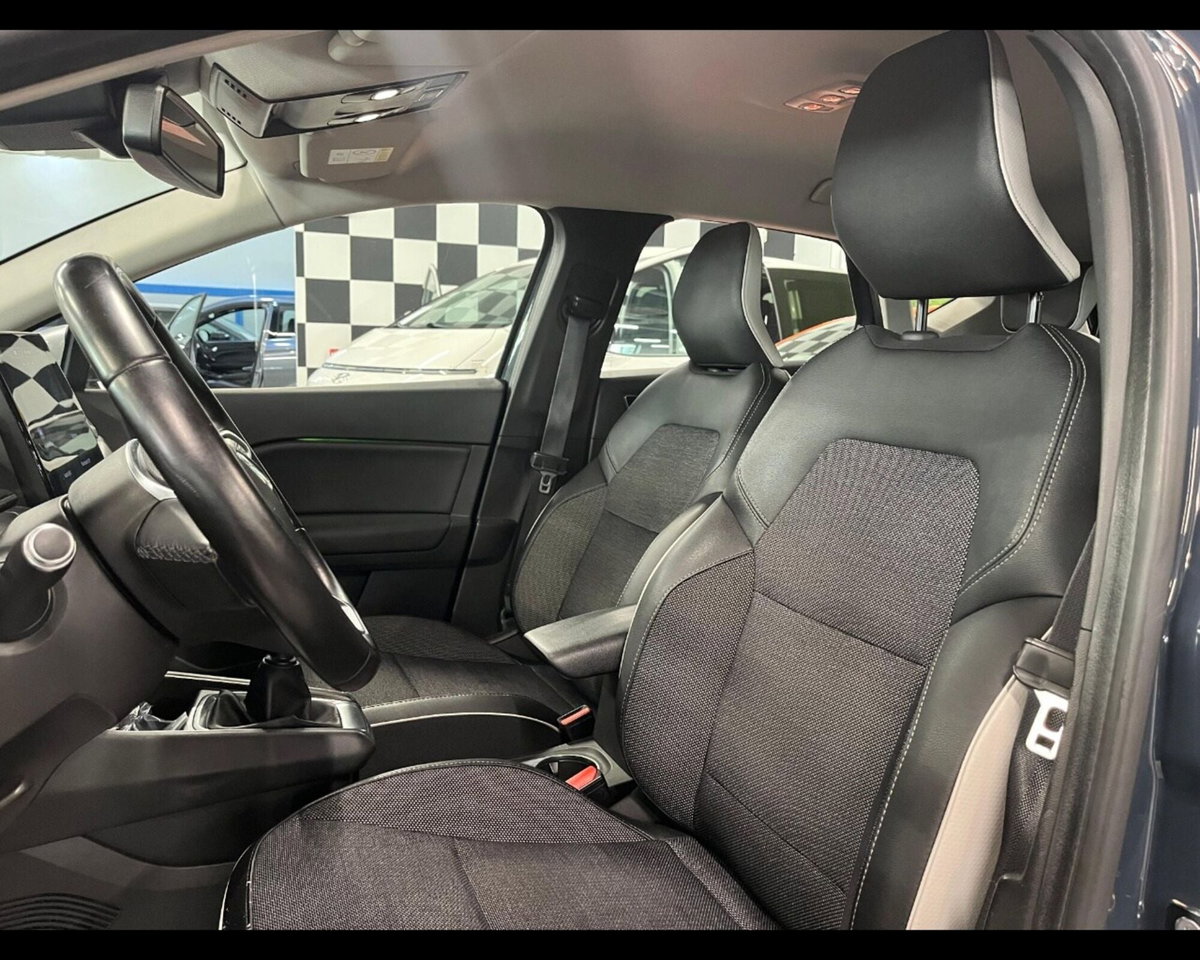 Renault Captur TCe 90 CV Intens (10)