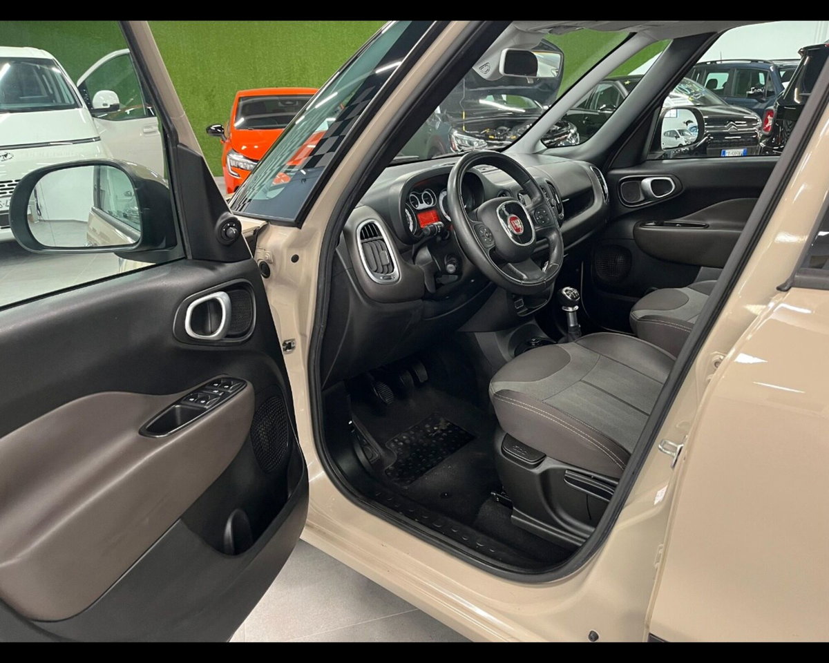 Fiat 500L 1.4 T-Jet 120 CV Lounge (10)