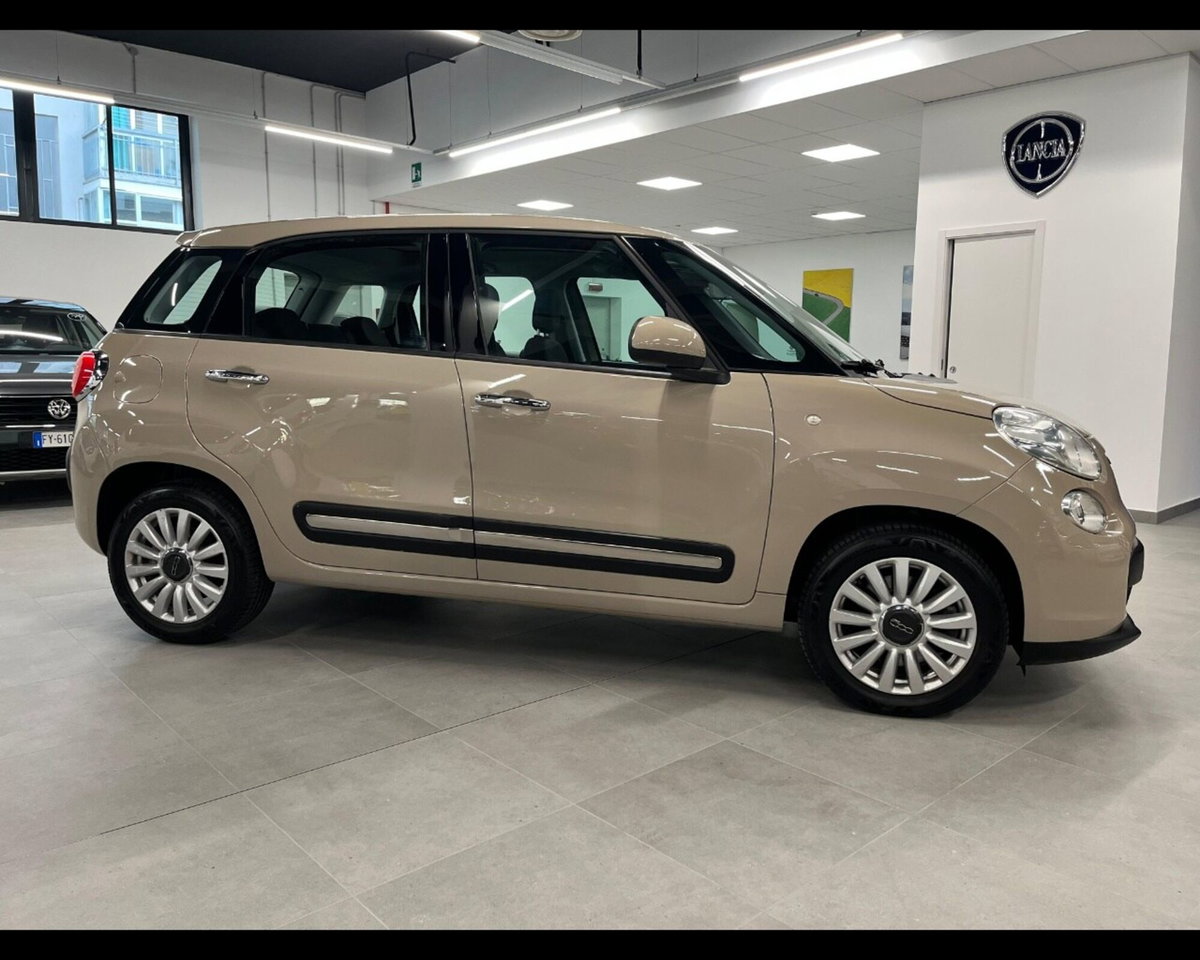 Fiat 500L 1.4 T-Jet 120 CV Lounge (4)