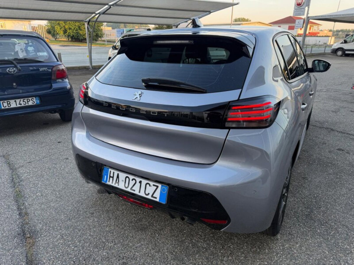 Peugeot 208 PureTech 100 Stop&Start 5 porte Allure (4)