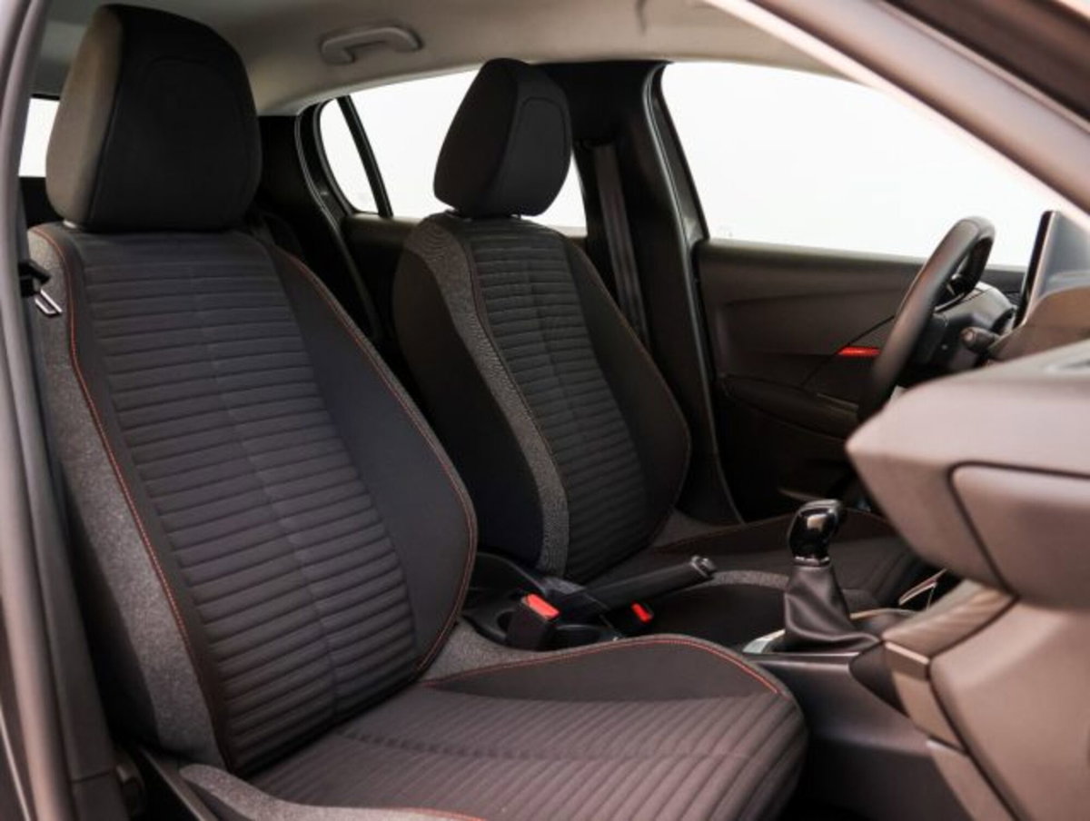 Peugeot 208 1.2 puretech Active s&s 75cv (11)