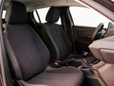 Peugeot 208 1.2 puretech Active s&s 75cv (11)