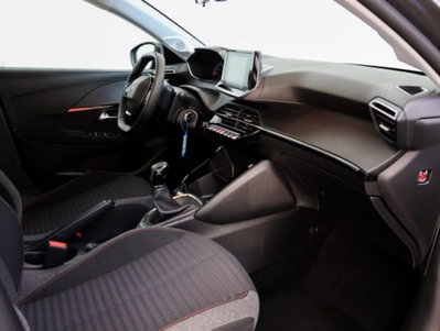 Peugeot 208 1.2 puretech Active s&s 75cv (12)