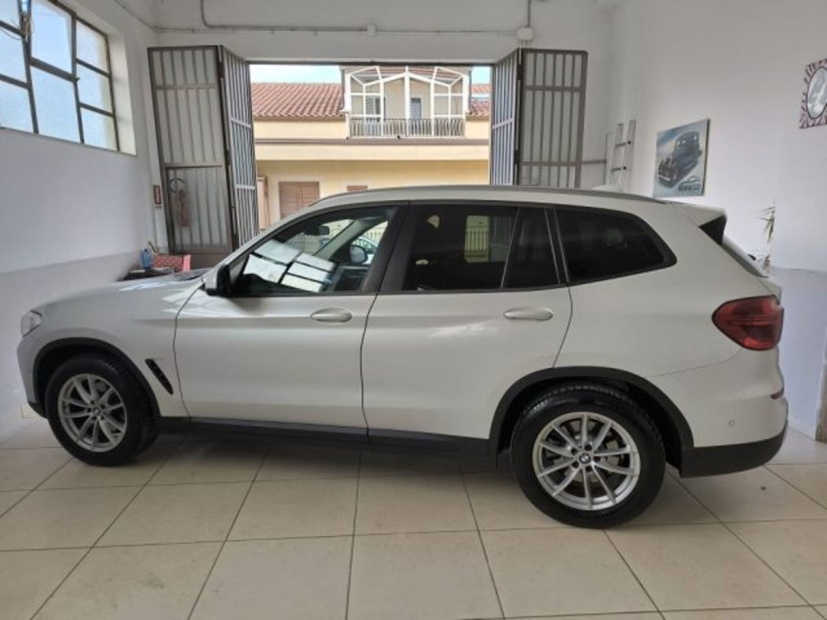 BMW X3 xDrive20d 48V Business Advantage (3)