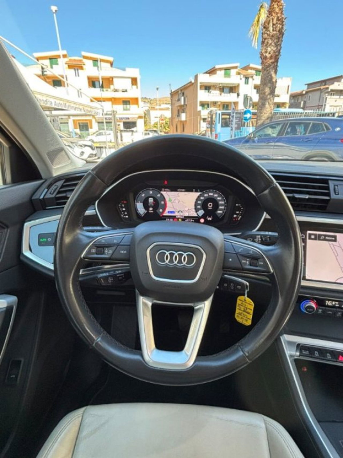 Audi Q3 35 TDI quattro S tronic Business Advanced (12)