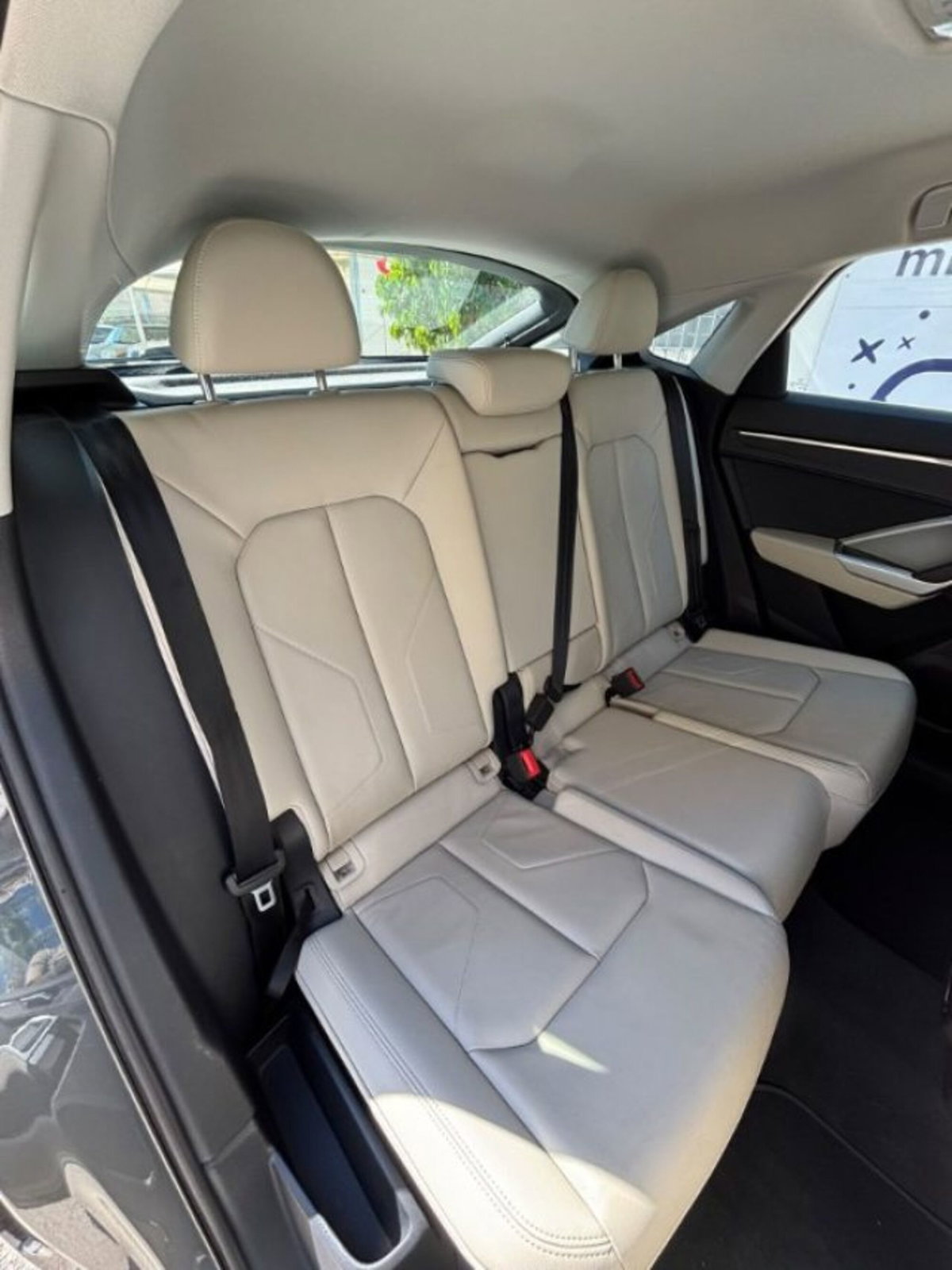 Audi Q3 35 TDI quattro S tronic Business Advanced (5)