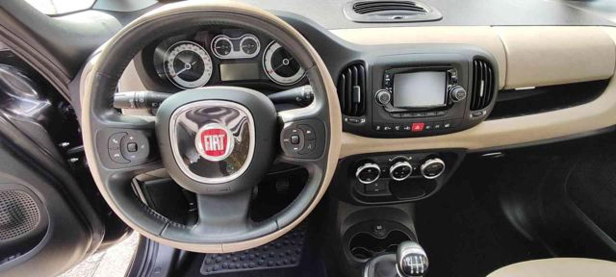 Fiat 500L 1.4 T-Jet 120 CV Lounge (18)