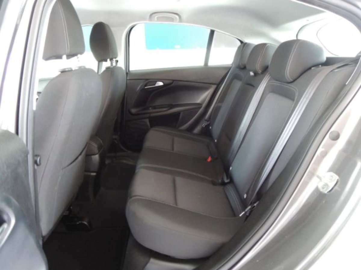 Fiat Tipo Tipo 1.4 T-Jet 120CV 5 porte Mirror (13)