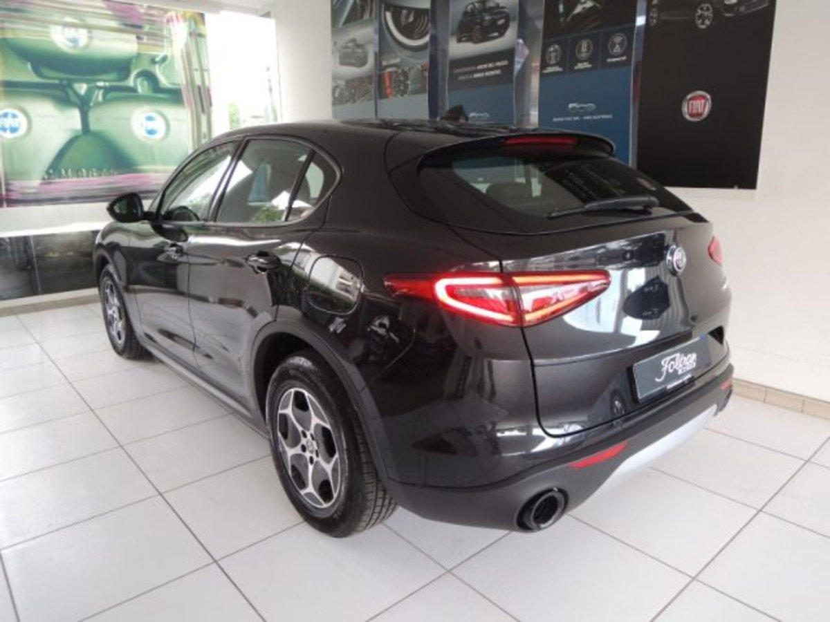 Alfa Romeo Stelvio Stelvio 2.2 Turbodiesel 160 CV AT8 RWD Super Business (4)