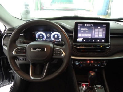 Jeep Compass 1.5 Turbo T4 130CV MHEV 2WD Limited (8)