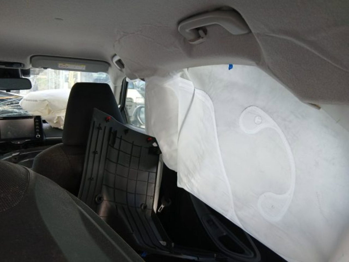 Toyota Yaris Cross 1.5 Hybrid 5p. E-CVT Premiere (12)