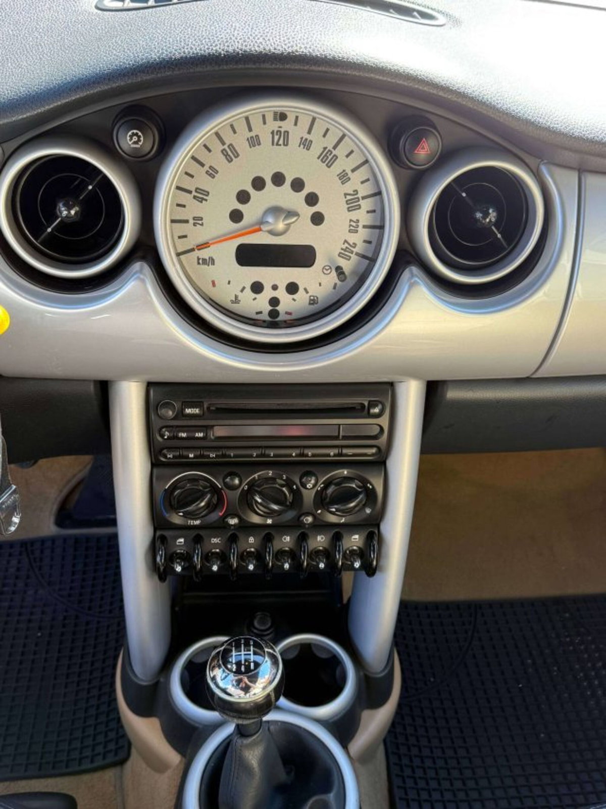MINI Mini Cabrio 1.6 16V Cooper Cabrio (11)