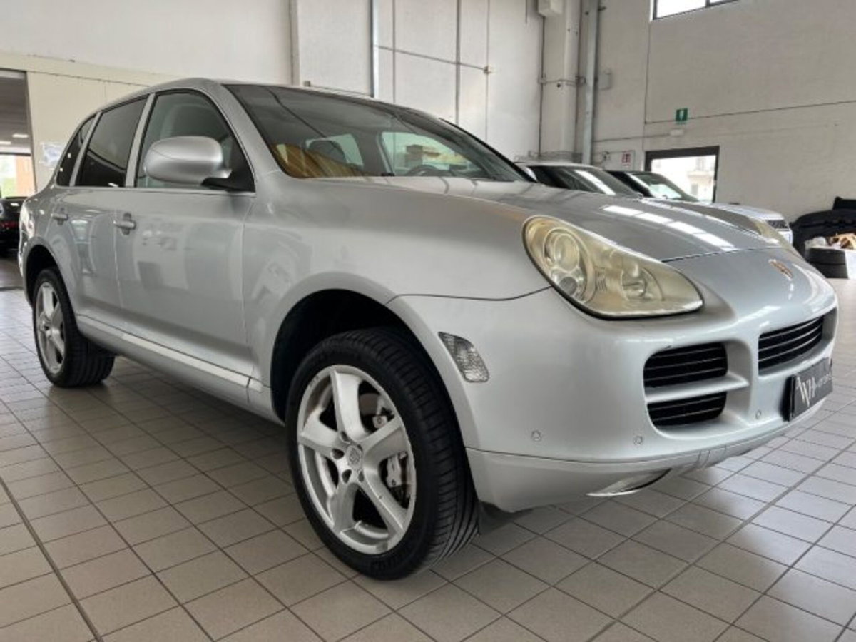 Porsche Cayenne 4.5 cat S (3)