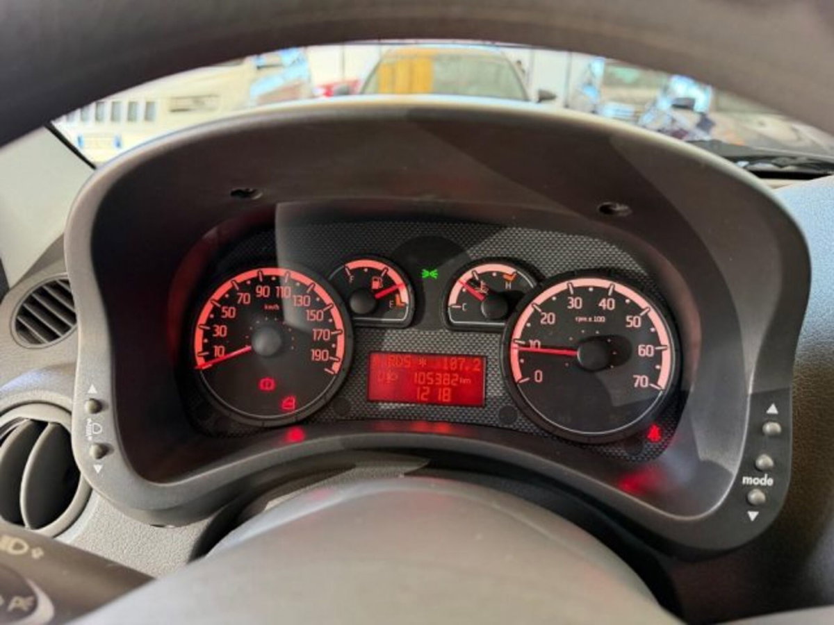 Fiat Panda 1.4 Active Natural Power (11)