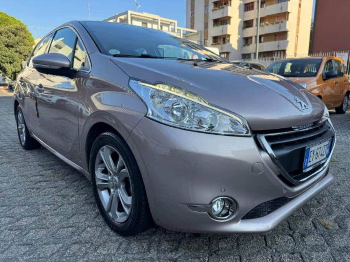 Peugeot 208 82 5 porte Allure (6)