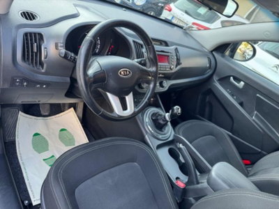 Kia Sportage 1.7 CRDI VGT 2WD Active (11)