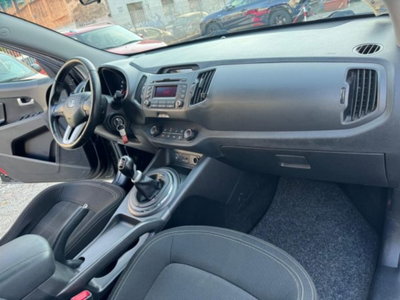 Kia Sportage 1.7 CRDI VGT 2WD Active (12)