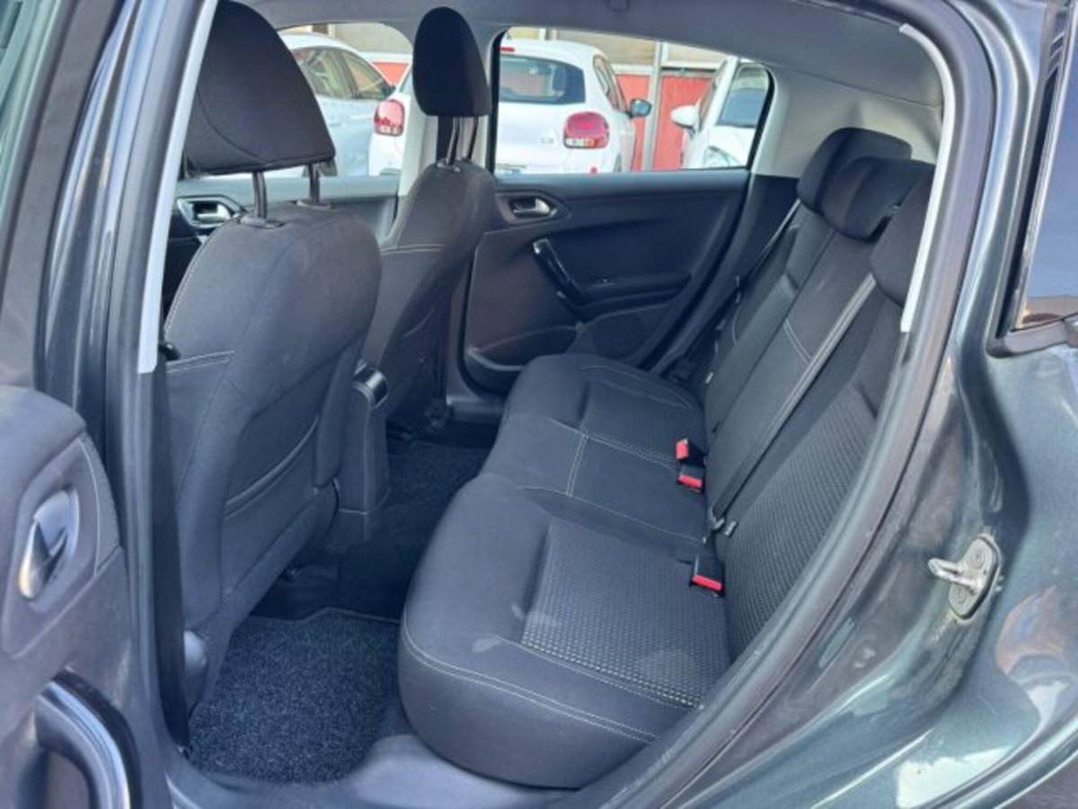Peugeot 208 82 5p. GPL Allure (15)