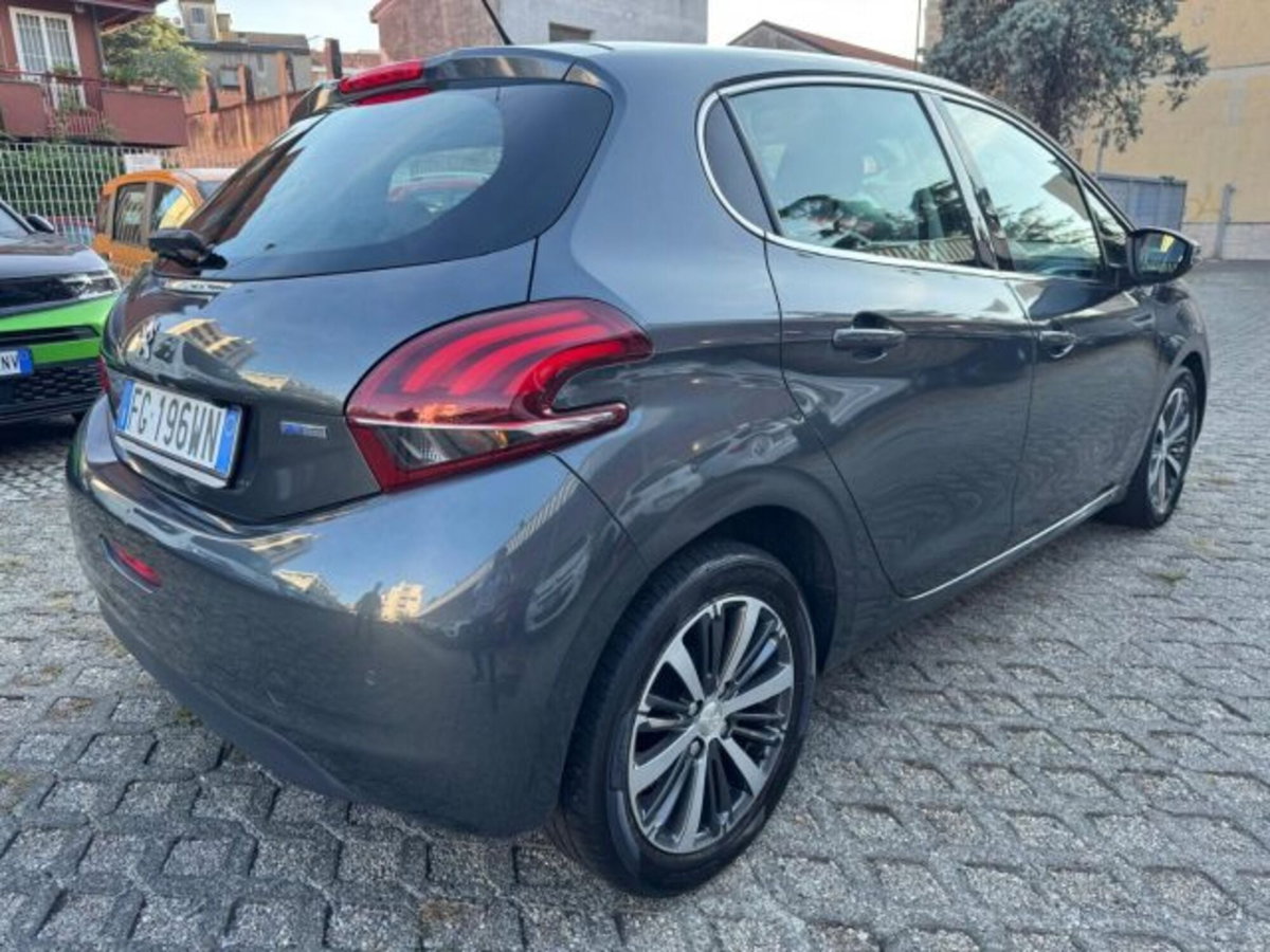 Peugeot 208 82 5p. GPL Allure (5)