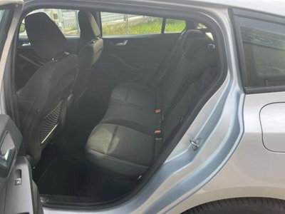 Ford Focus Station Wagon 1.0 EcoBoost Hybrid 155 CV SW ST-Line (11)