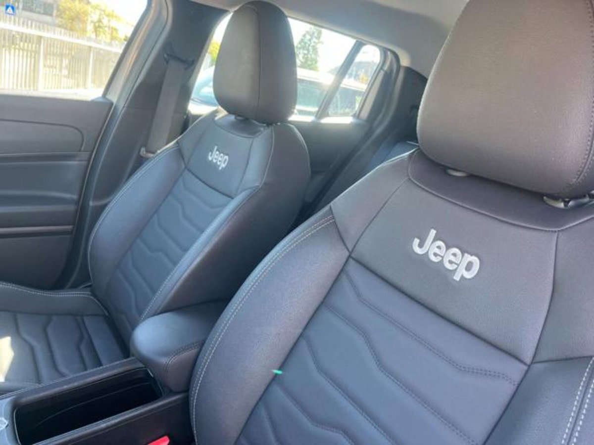 Jeep Avenger 1.2 turbo Longitude fwd 100cv (9)