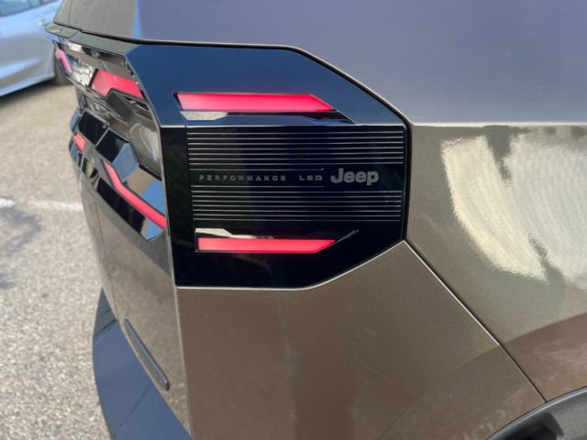 Jeep Compass 1.2 turbo 48V e-hybrid Summit fwd 145cv edct6 (6)