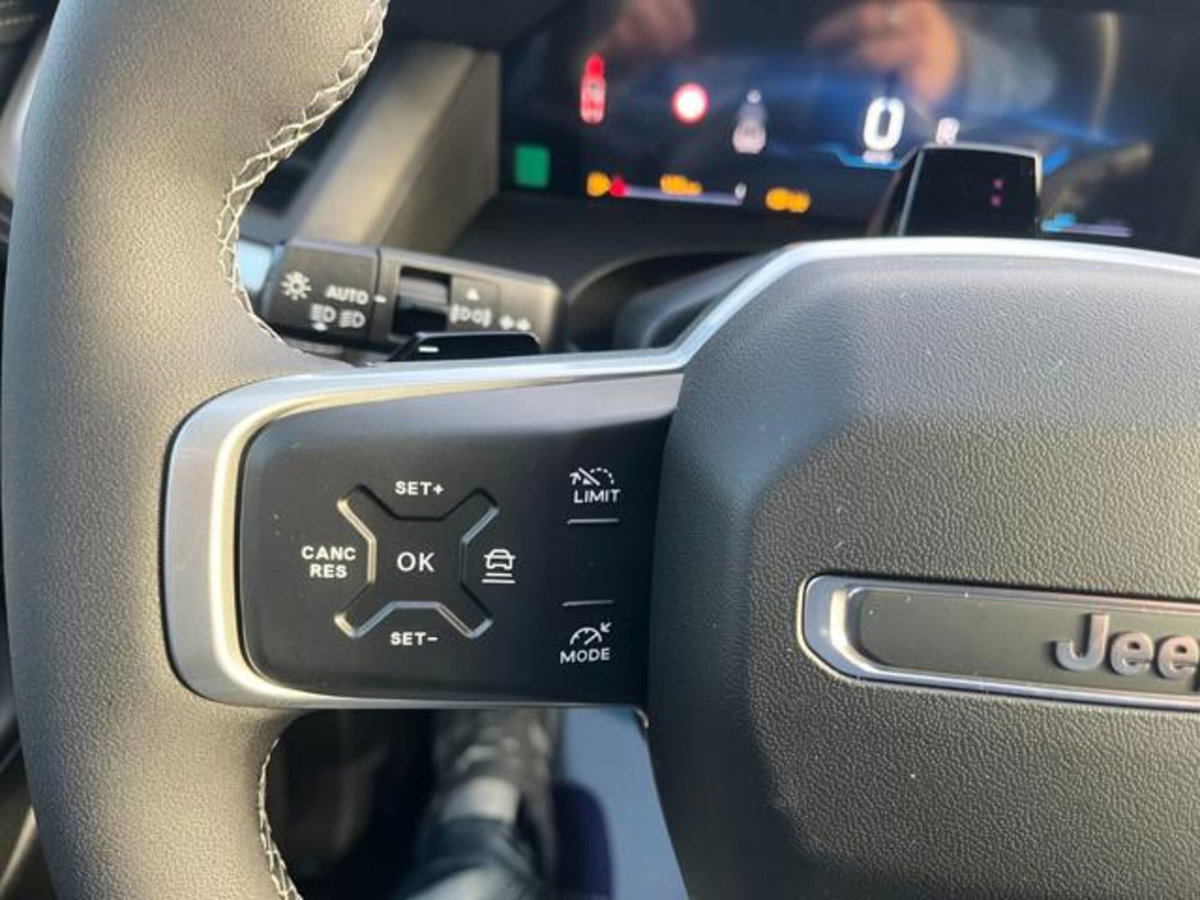 Jeep Compass 1.2 turbo 48V e-hybrid Summit fwd 145cv edct6 (8)